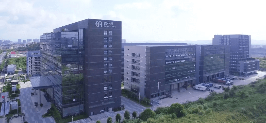创新模式，龙8-long8“机场”与“航空公司”双剑合璧